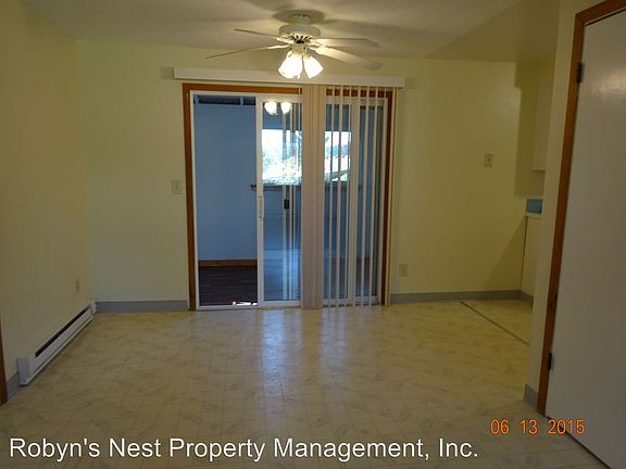 5th image of 12050 SW Burlheights St