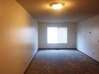 2nd image of 240 Bunting Ln