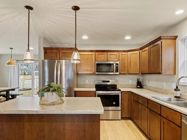 703 Old Timber Pass, Verona, WI 53593