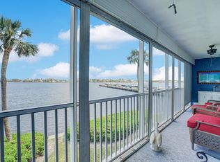 100 Waterway Dr S, Lake Worth, FL 33462