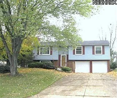 4043 Aleesa Dr SE photo 1
