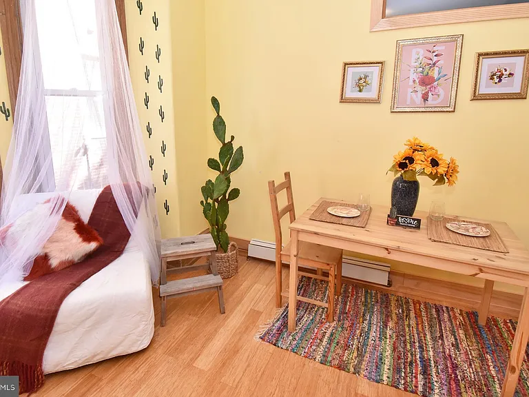 4920 Warrington Ave #2 — Photo 2
