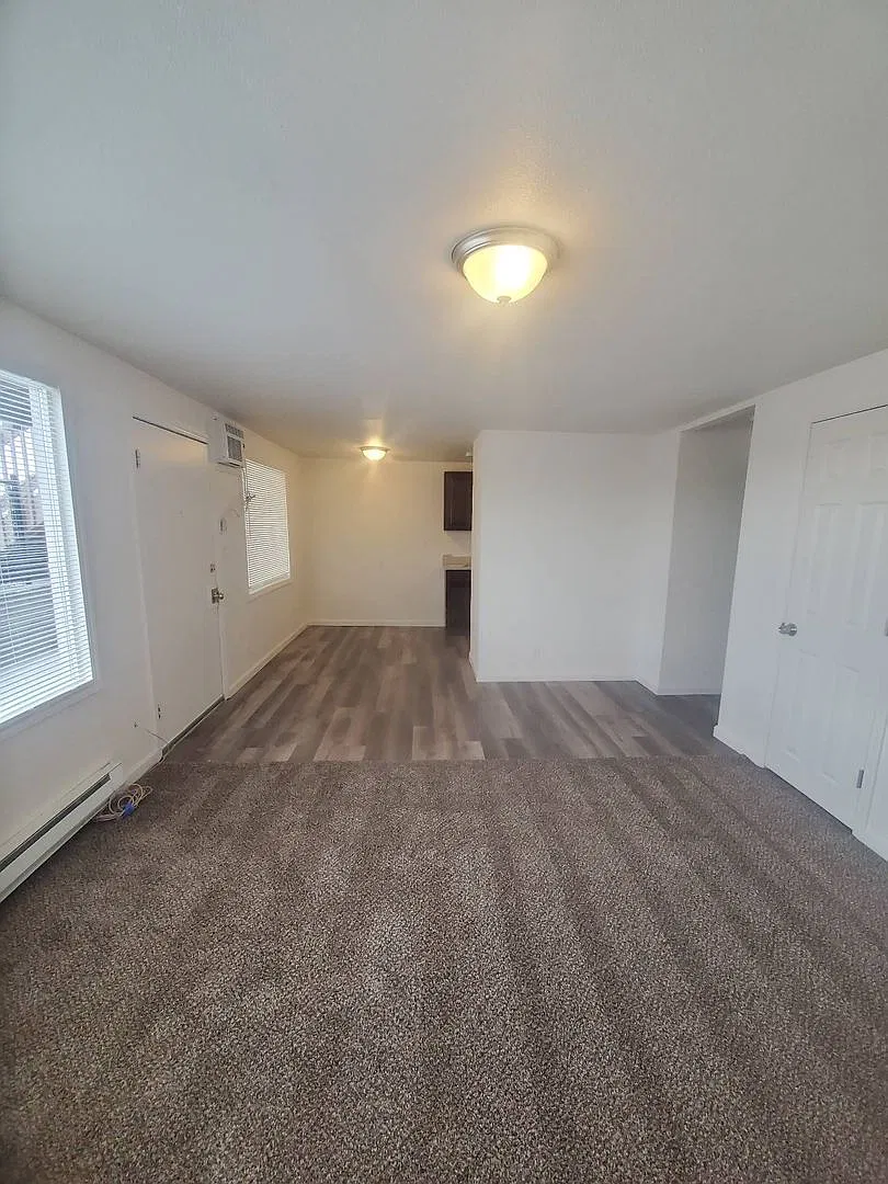 Two Months FREE with 12-month lease — Photo 3