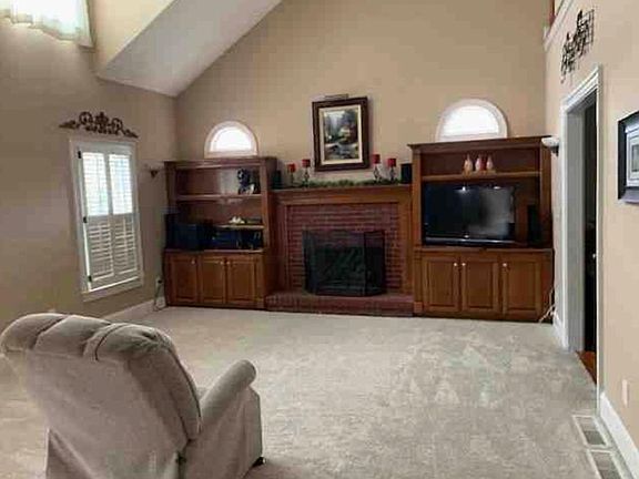 3rd image of 2888 Kelly Ct #1
