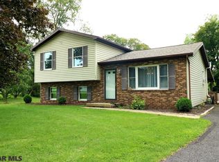 90 Randall Rd, Port Matilda, PA 16870