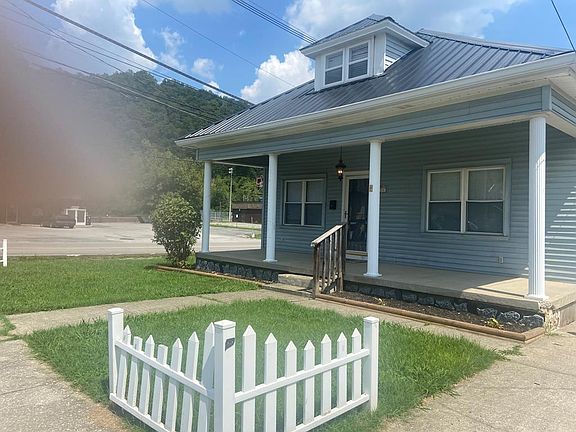 2nd image of 134 Bridge St