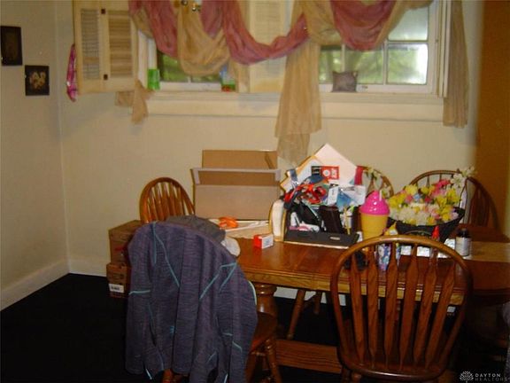 5th image of 3626 Woodbine Ave