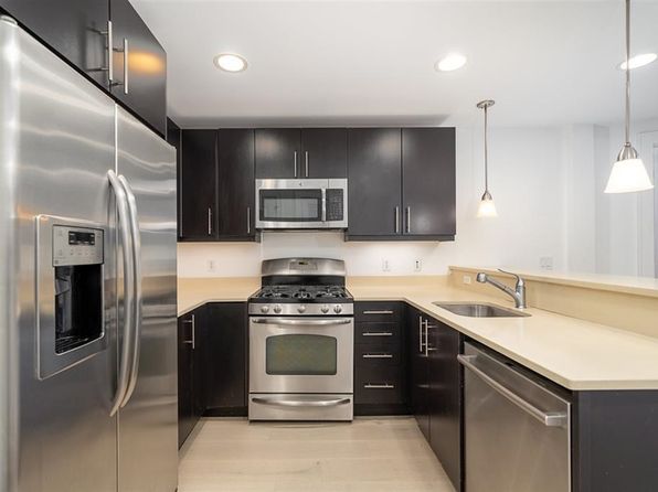 2 Paterson Ave APT 3C