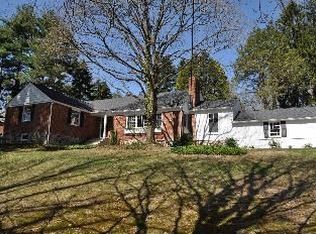 204 Spruce Tree Rd, Wayne, PA 19087