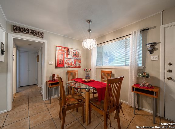 3rd image of 201 W Silver Sands Dr APT 2