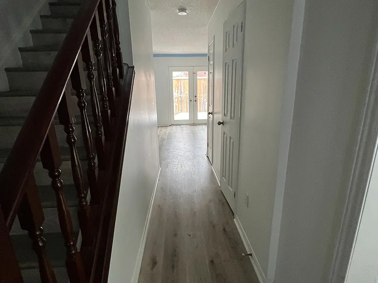 70 Chapman Ct #42 — Photo 3