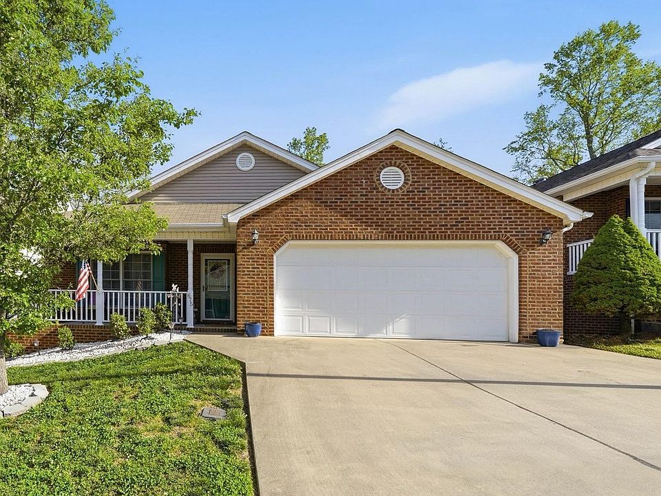1st image of 675 Willowcrest Pl