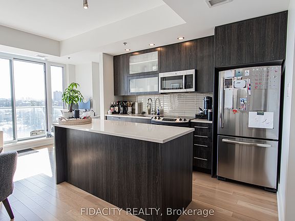 4th image of 98 Richmond Rd #802