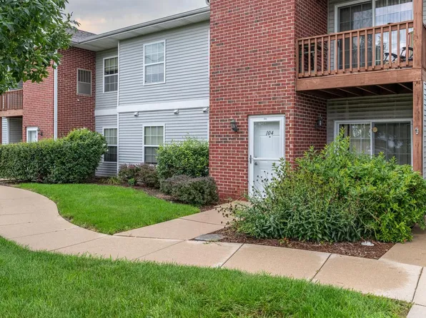 210 E Remer ROAD #104, Elkhorn, WI 53121