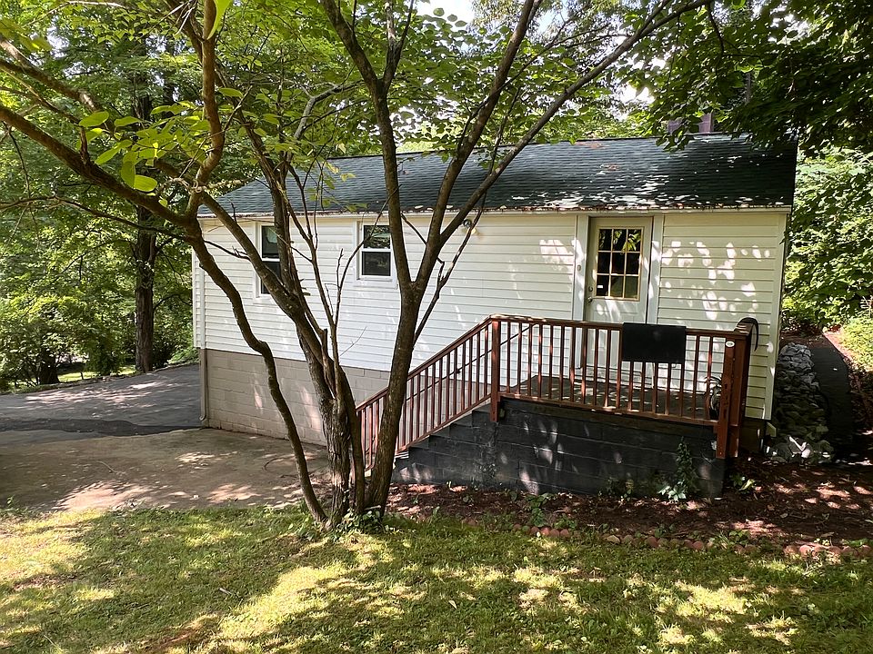 1st image of 3607 Boyds Bridge Pike