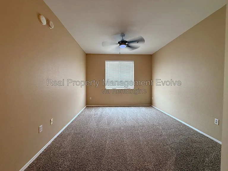 2992 N Miller Rd #217A — Photo 13