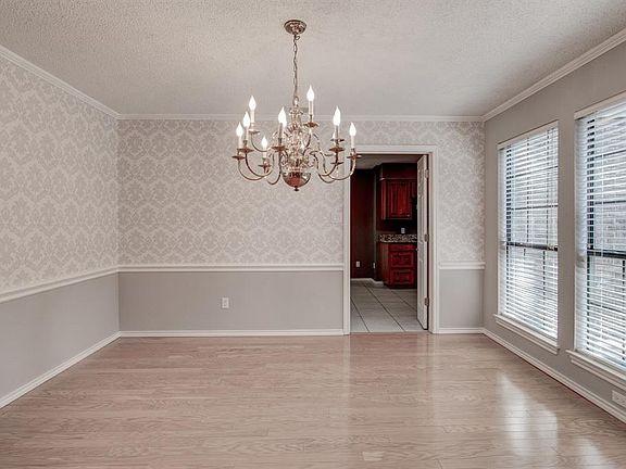 4th image of 3903 Cross Hill Ct