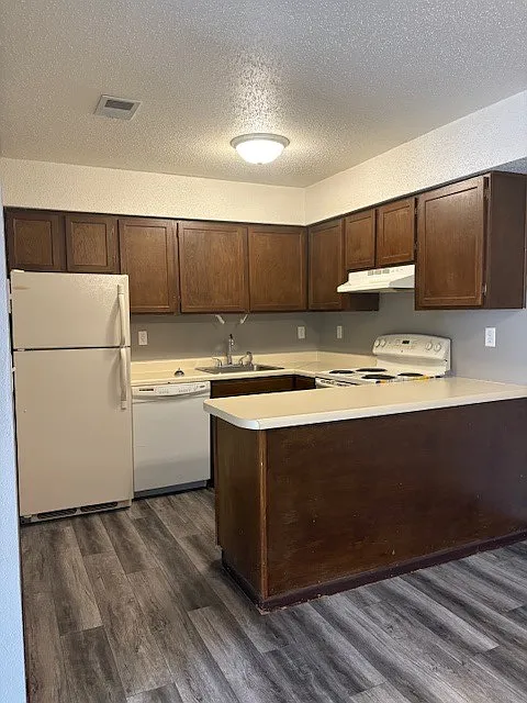 1695 South Miami Avenue — Photo 4
