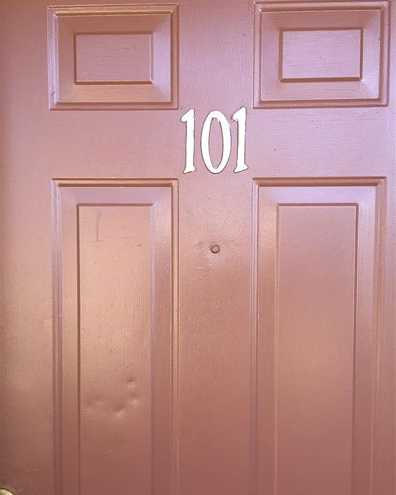 1st image of 4710 Airport Blvd #101
