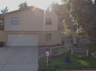 1550 S Oakland St, Aurora, CO 80012