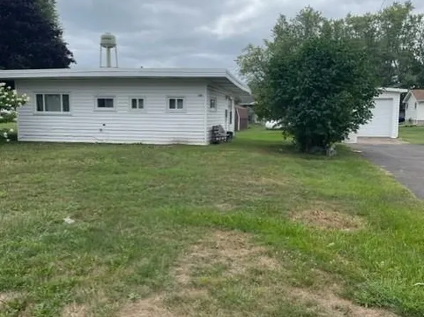 130 Aneta Avenue, Almena, WI 54805