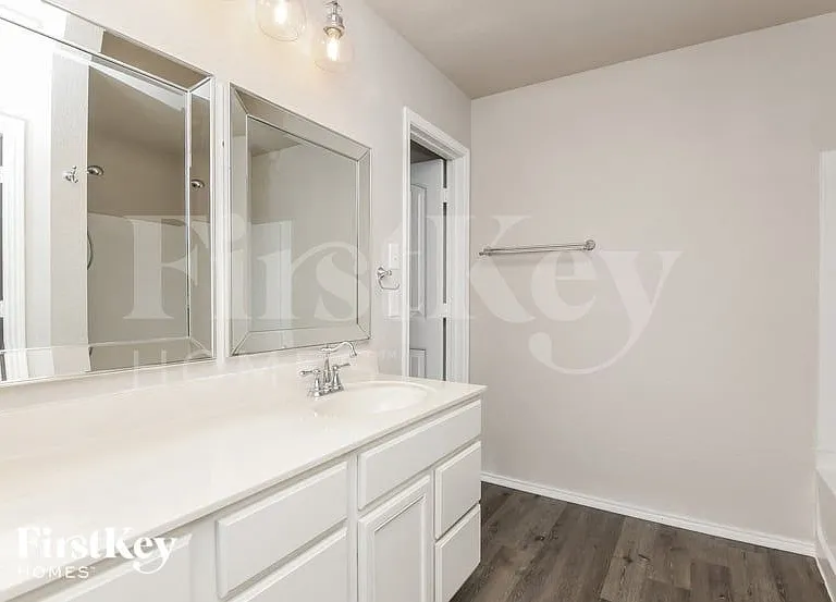 6212 Skysail Rd — Photo 9