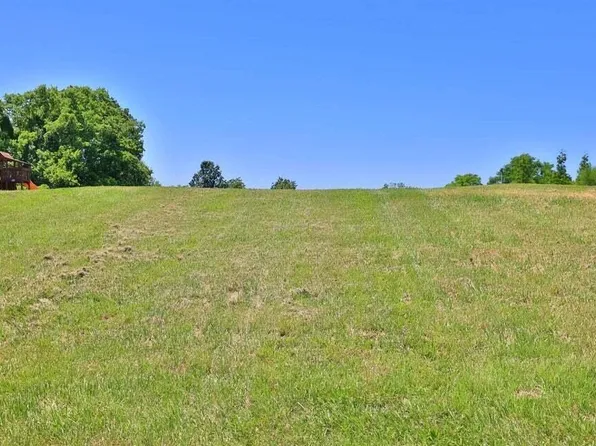 8868 Constable Dr, Alexandria, KY 41001