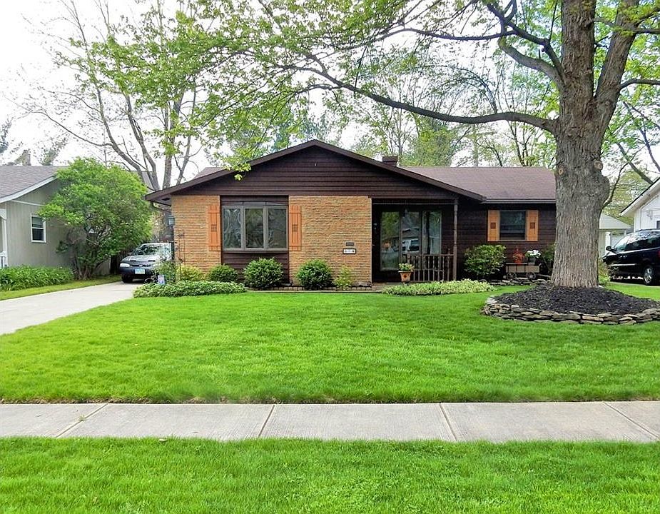 1st image of 378 Laurel Dr