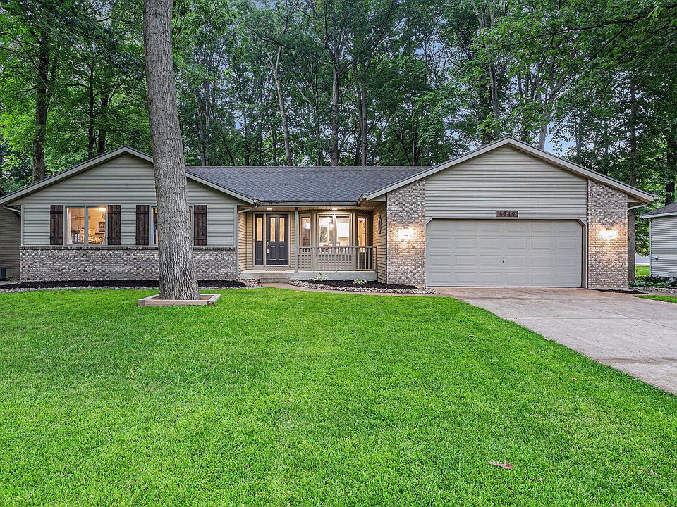 1st image of 4549 Glen Hollow Dr