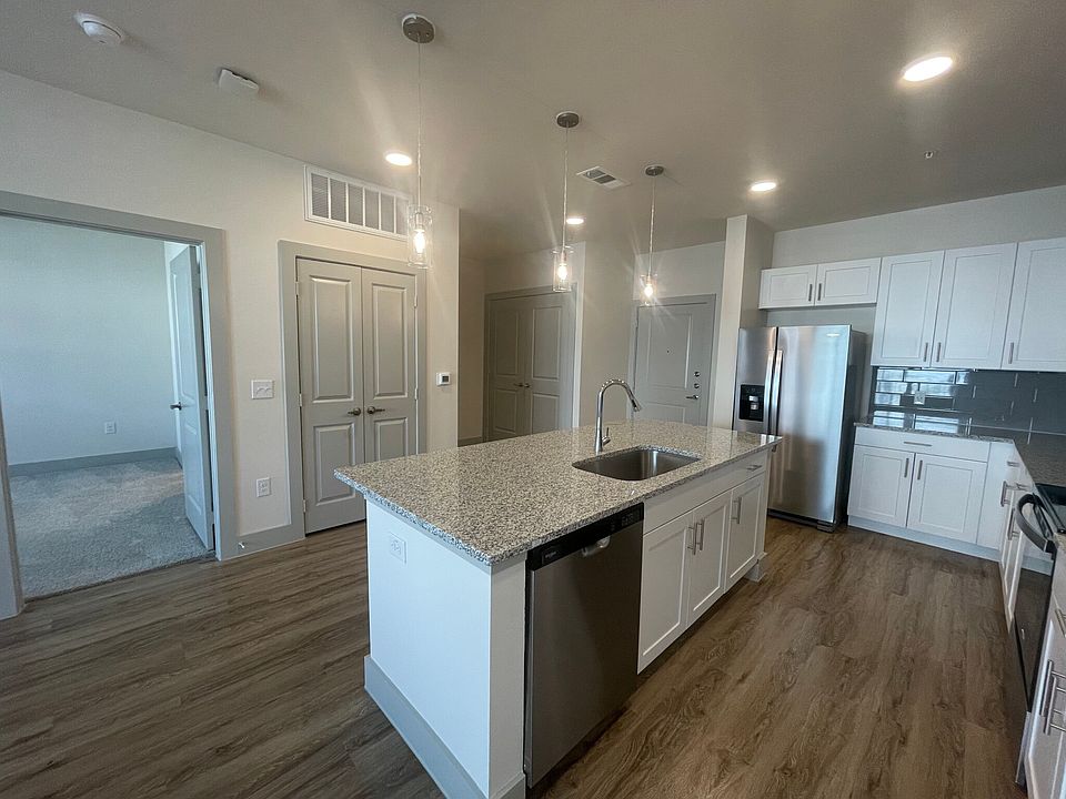 1st image of 1451 Beltmill Pkwy #7142
