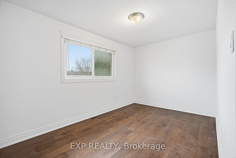 Toronto House for rent - 4 Bedrooms — photo 28