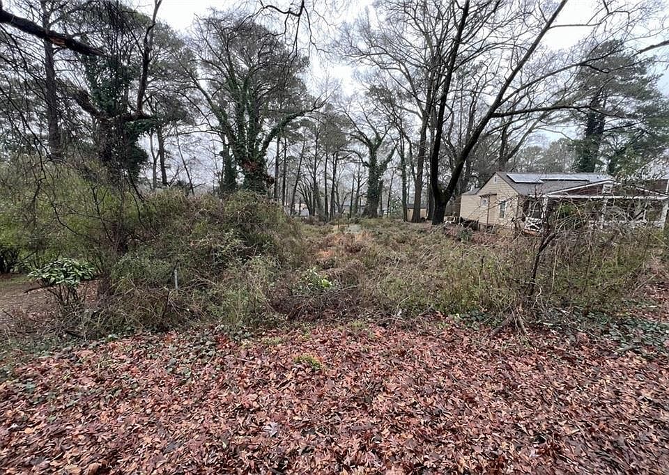 1st image of 186 Howell Dr SW #19