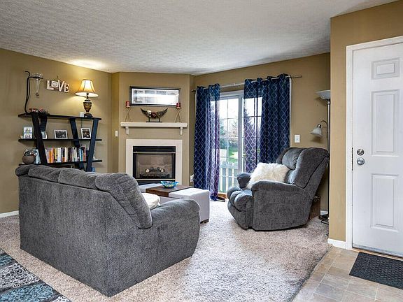 4th image of 4014 Blendon Point Dr #55E
