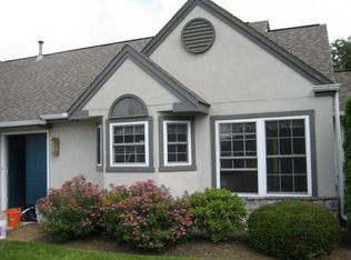 120 Hawthorne Ct, Wyomissing, PA