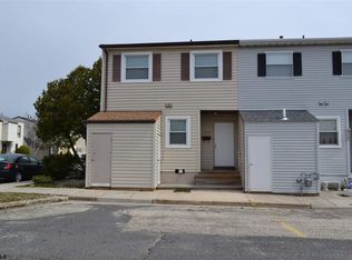 315 Hampshire Dr, Ventnor City, NJ 08406