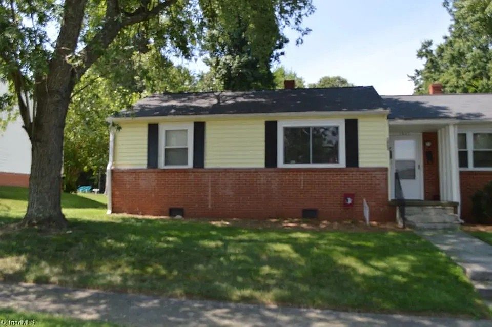 1st image of 1805 Villa Dr