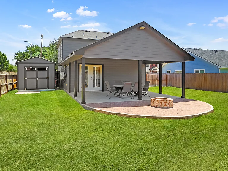 1703 Desert Willow — Photo 17