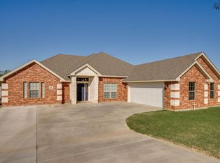 1506 Elizabeth Blvd, Iowa Park, TX 76367