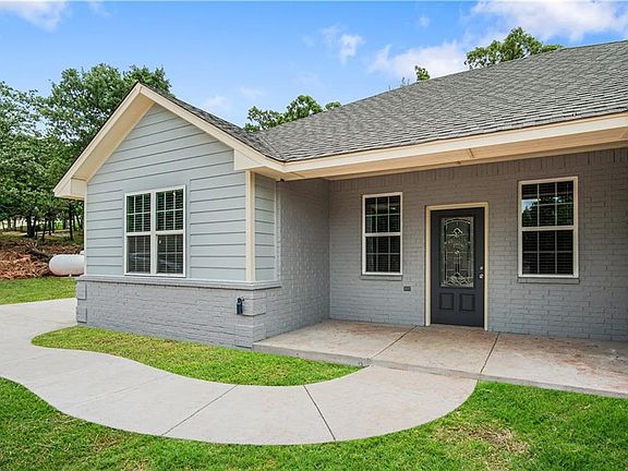 5th image of 15450 Acorn Cir