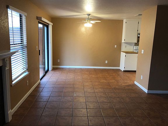 3rd image of 1123 Cedar Creek Dr Unit 4