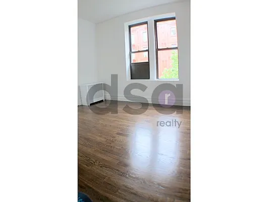 Rented by DSA Realty | media 15