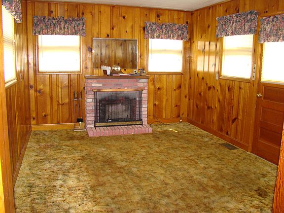 4th image of 76 Bryant Cir