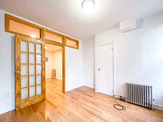 Rented by Compass | media 16