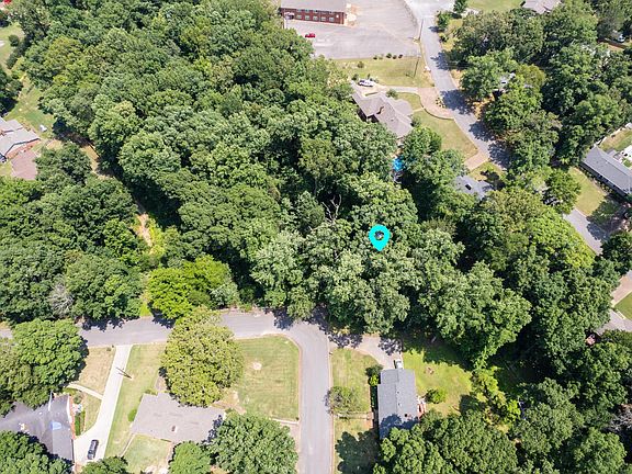 4th image of 151 Forest Hills Dr