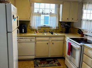 910 E Oak Rd #3, Vineland, NJ 08360