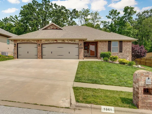 1061 E Lakota Street, Nixa, MO 65714