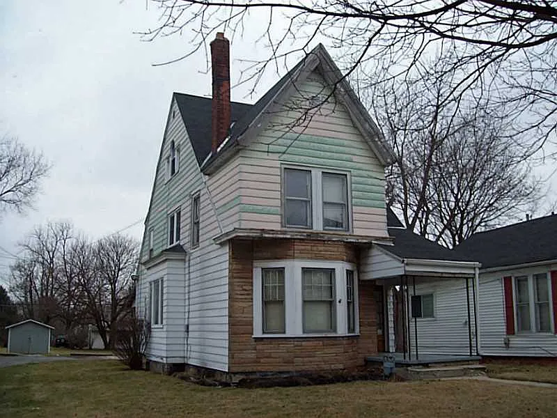 325 N Detroit St photo 1