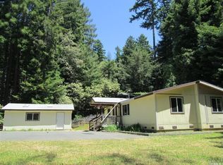 46013 Tickled Pink Dr, Gualala, CA 95445