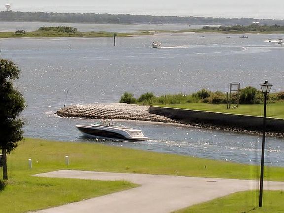 5th image of Boat Dock A Slip 10