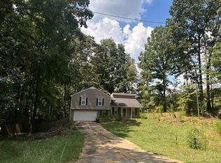 1622 Highland Ct, Auburn, GA 30011